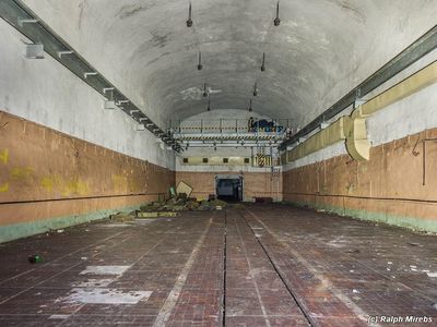 ия Тоннели да рельсы К э ия Тоннели да рельсы К э