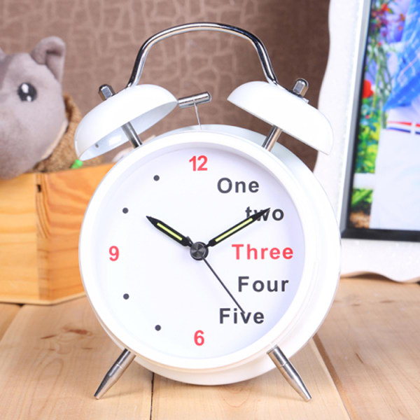 闹钟的英文怎么读